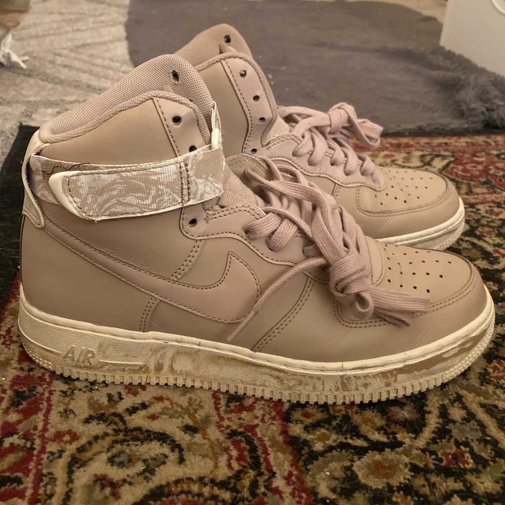 Used Nike Air Force 1 High Top Men’s 8.5